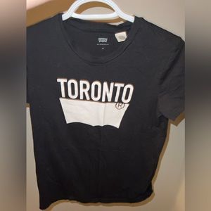 Levi’s ‘toronto’ graphic tee - XS